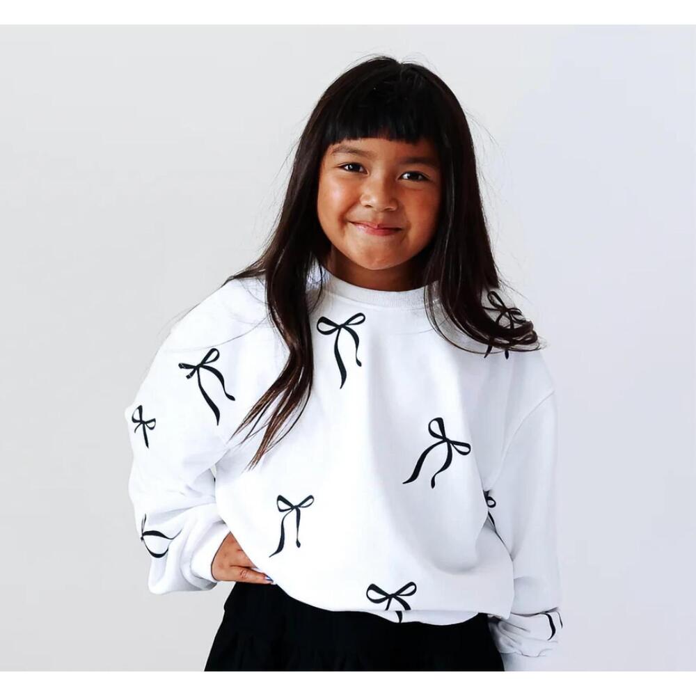 NEW MINIMALIST bows sweatshirt in white